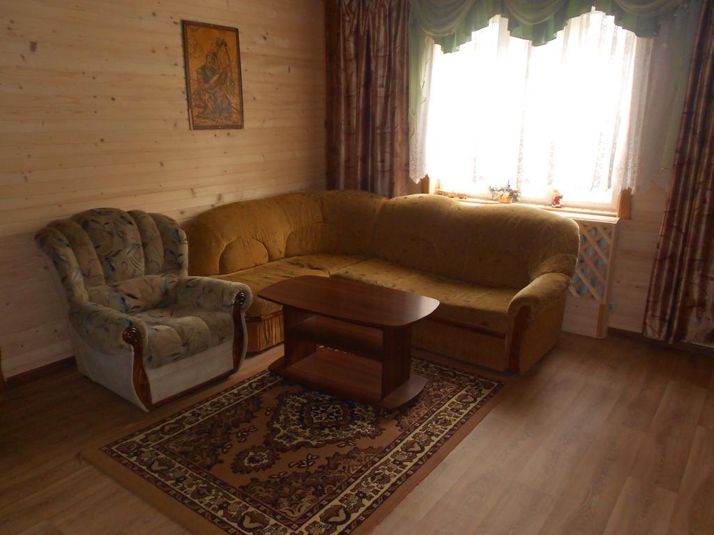 Sadyba Karpatskyi Vedmid Kosziv Kültér fotó